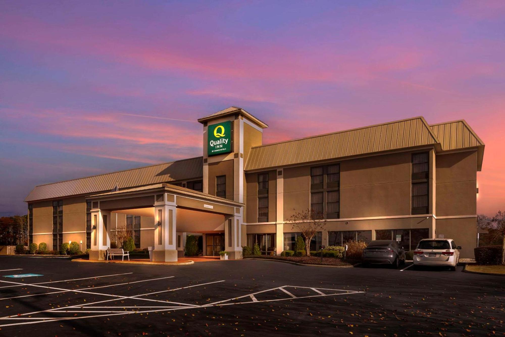 Quality Inn Valley - West Point Eksteriør billede