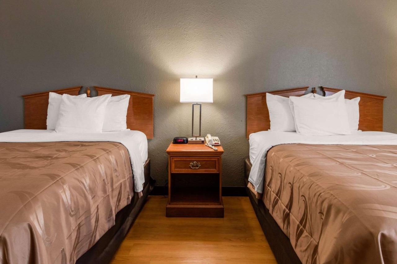 Quality Inn Valley - West Point Eksteriør billede